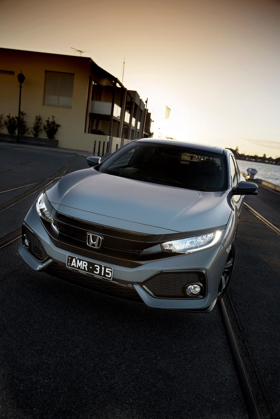  Honda Civic RS Hatchback 2017 года  (AU) (фото 27 из 47)